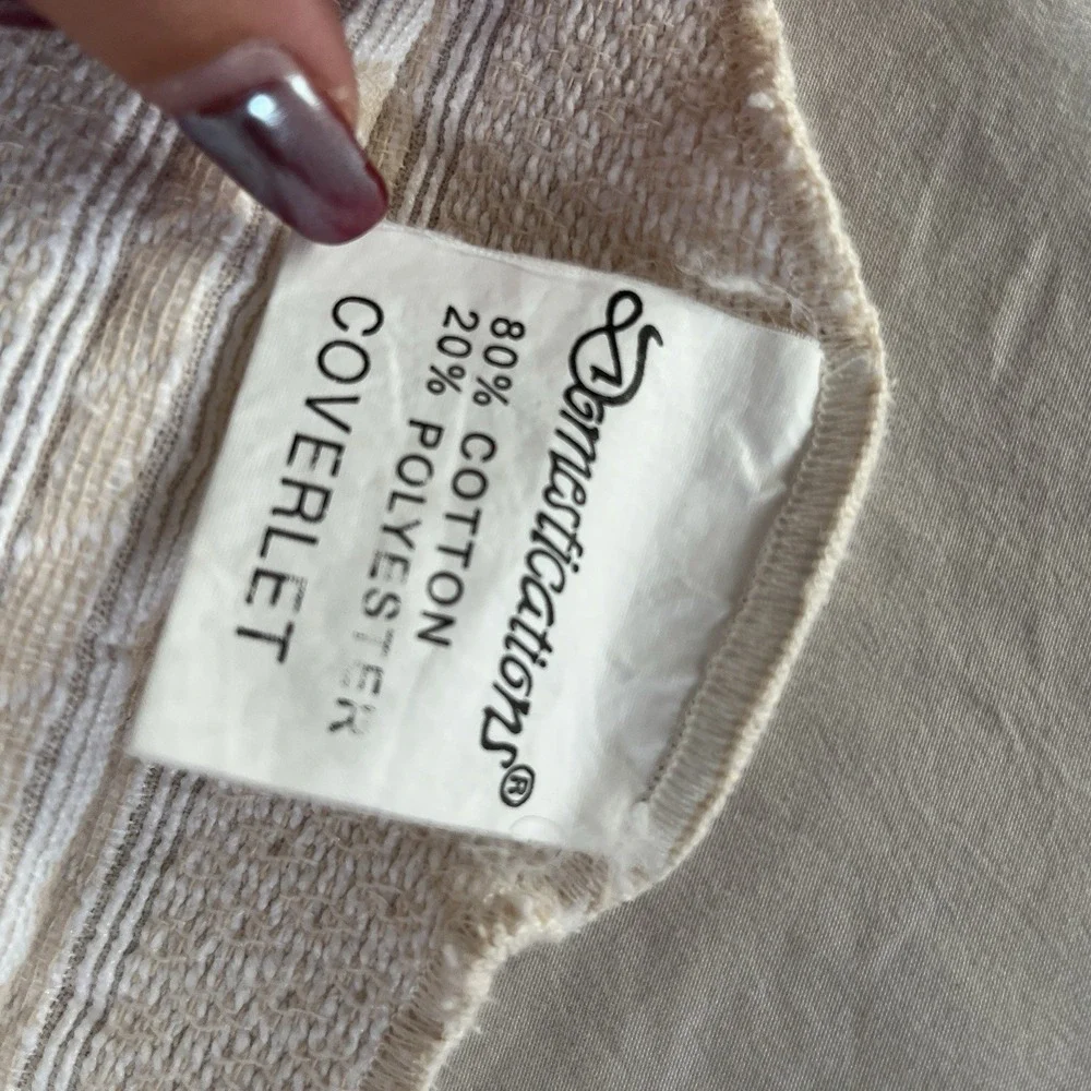 Domestications Jacquard Coverlet 2 Shams Medallion Center Scalloped Portugal